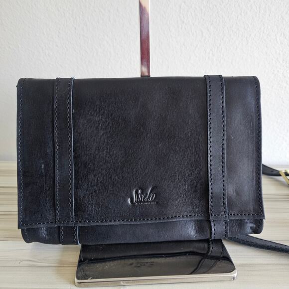 Sseko Black Leather Adjustable Strap Sling Belt Bag - Picture 3 of 7